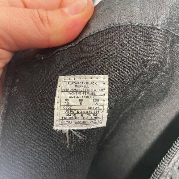 Merrell Black Leather Boots, Plaza Peak, 7.5 - Picture 10 of 13